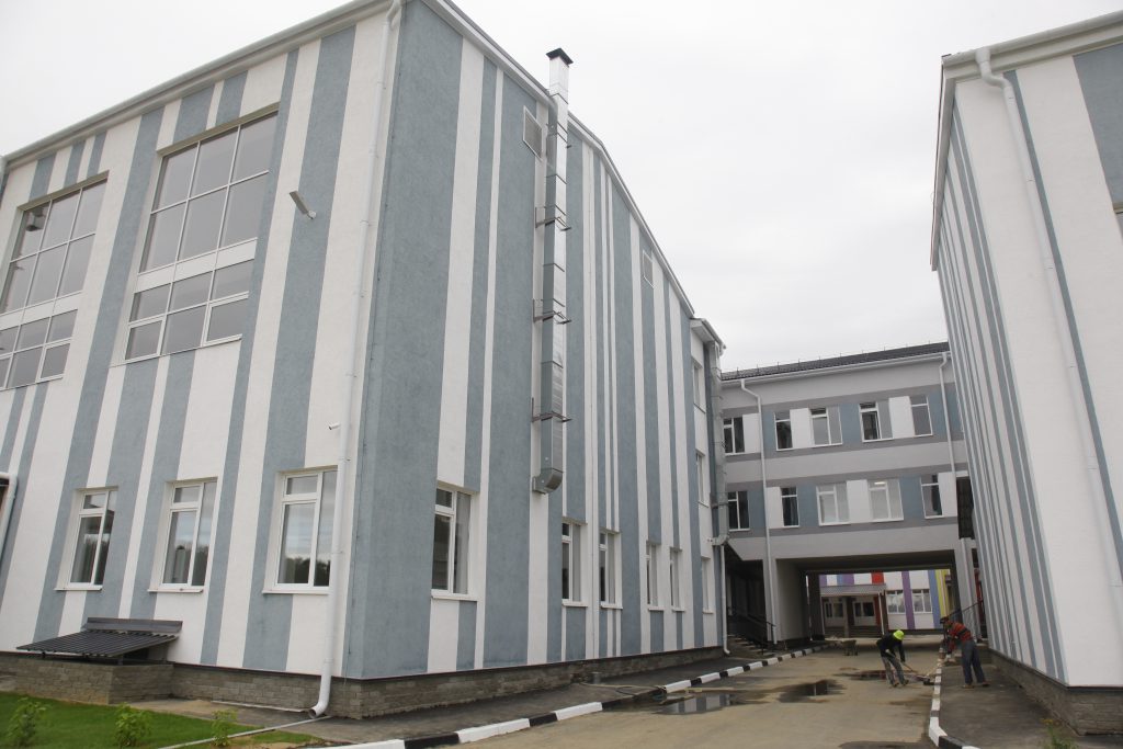 Школы Дзержинска закрывают на карантин