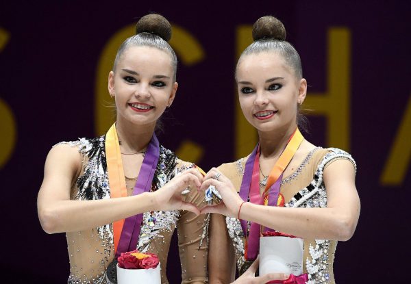Дина и Арина Аверины завоевали на двоих шесть золотых медалей
