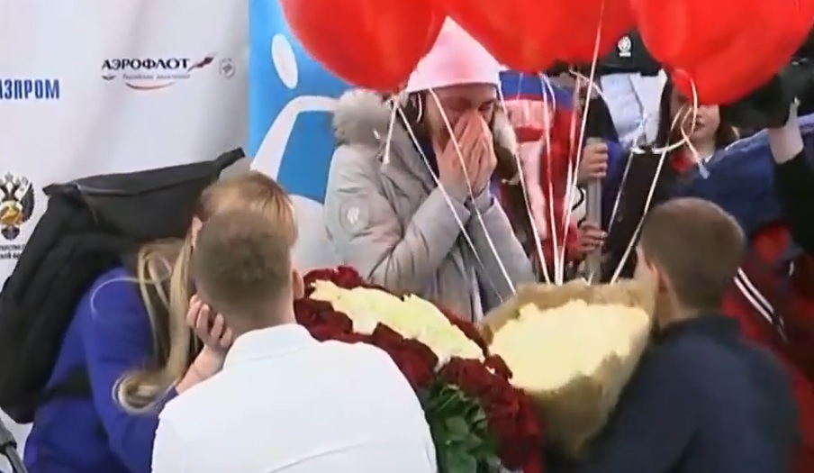 «Медаль и кольцо». Нижегородская лыжница Анастасия Седова получила предложение руки и сердца в аэропорту