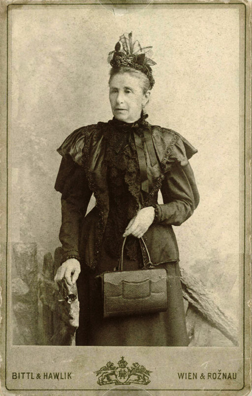 Мать Зигмунда Фрейда - Амалия Фрейд, 1903 год