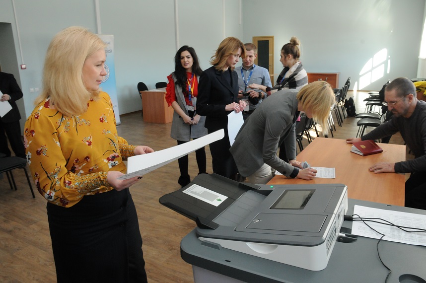 Избирательные участки открылись для голосования в Нижегородской области