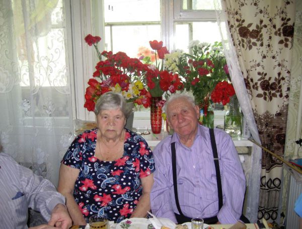 Алексей Васильевич и Надежда Михайловна КАРПОВЫ живут вместе уже 70 лет