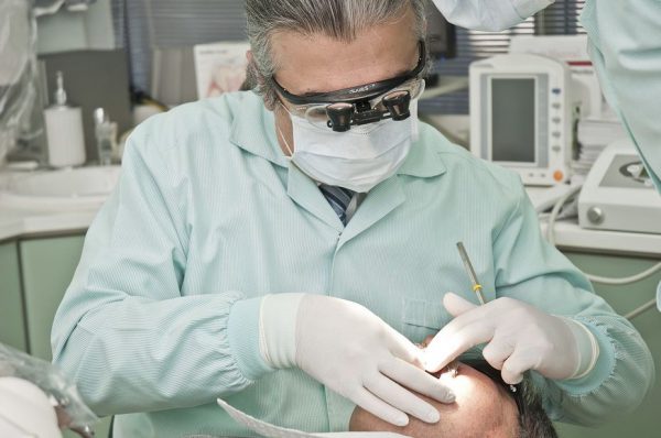 Забот полон рот: какие болезни бывают от недолеченных зубов