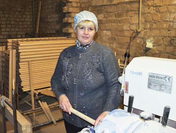 Жительница Нижегородской области организовала производство уникальных детских кроваток