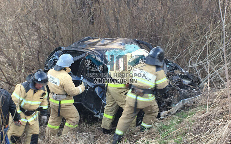 Трое пьяных нижегородцев на автомобиле устроили серьезную аварию