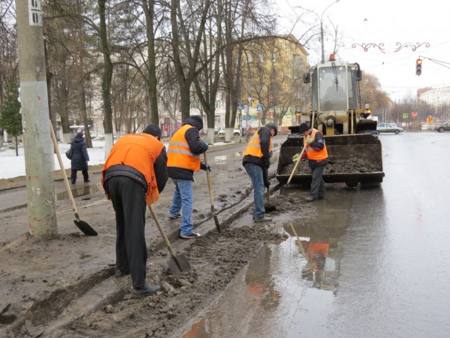 Нижний Новгород начали очищать от грязи