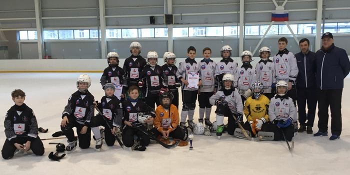 Открытый Кубок по мини-хоккею с мячом среди юных хоккеистов состоялся в Нижнем Новгороде