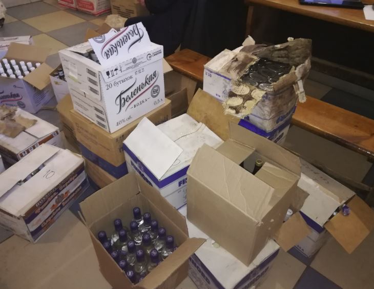 760 бутылок «паленого» алкоголя изъяли в баре в Навашино