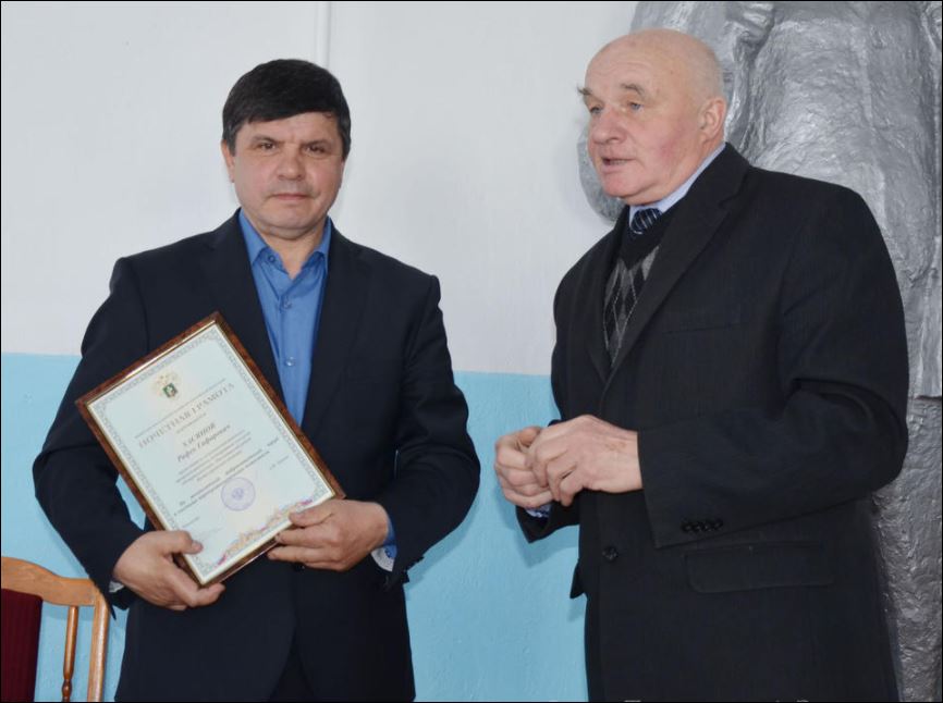 Председателю СПК «Петряксинский» вручили Почетную грамоту за многолетний добросовестный труд в системе агропромышленного комплекса