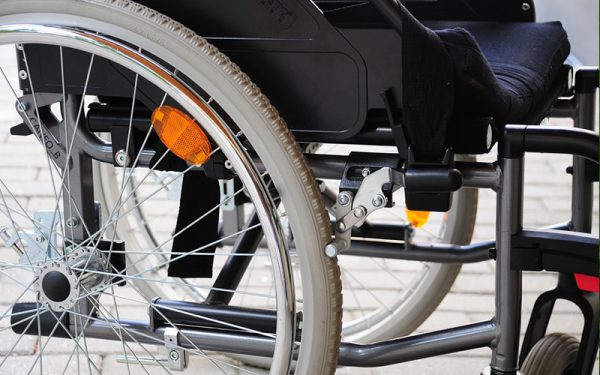 Рособрнадзор до 1 сентября продлит работу «горячей линии» по вопросам приема в вузы инвалидов и лиц с ОВЗ