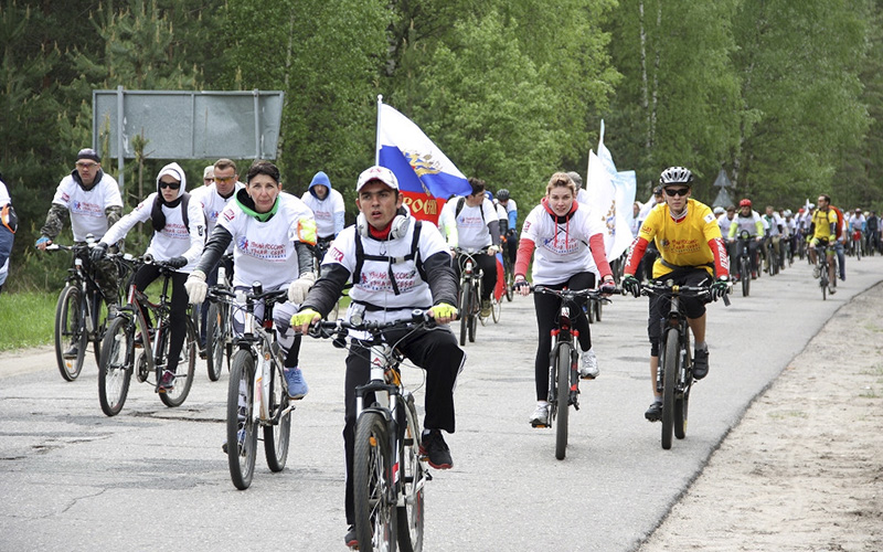 700 человек приняли участие в патриотическом велопробеге
