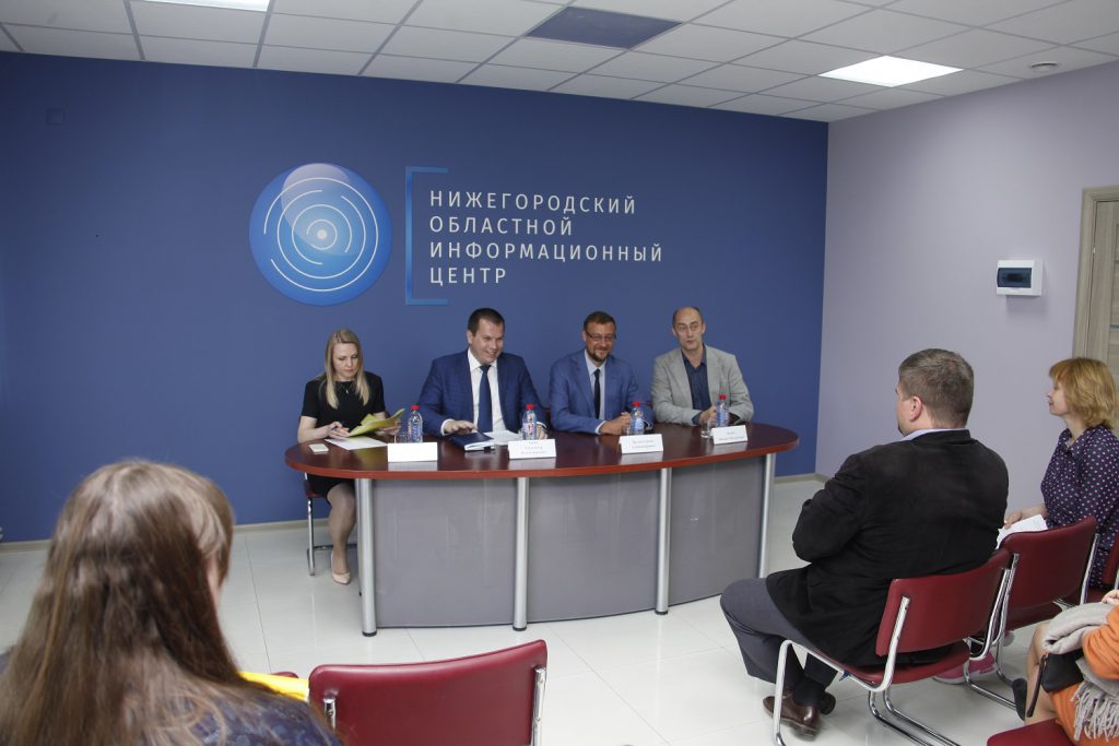 Вопрос повышения тиражей газет обсудили в Нижнем Новгороде