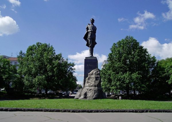 Ниже Горького: почему Иосиф Сталин назвал наш город в честь известного писателя