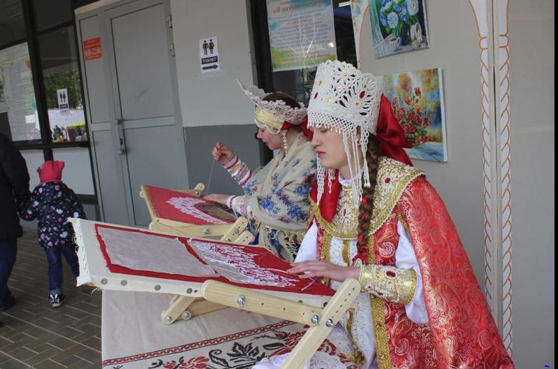 В Чкаловске прошел фестиваль народных художественных промыслов «Гипюра сказочный узор»