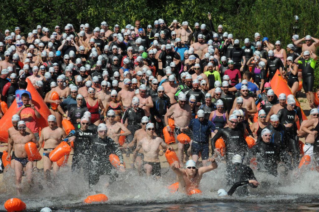 Более 1400 пловцов приняли участие в заплыве «STADA Volga Swim»