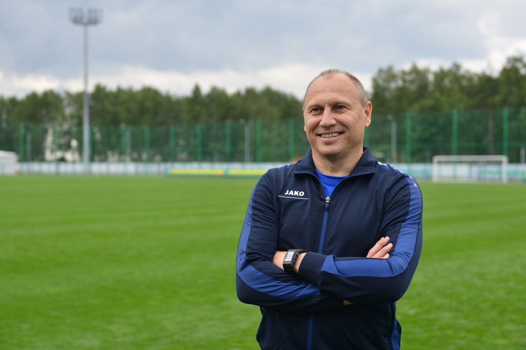 Дмитрий Черышев покинул пост главного тренера футбольного клуба «Нижний Новгород»