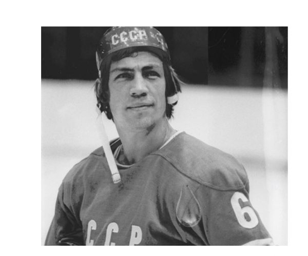 45 лет назад наш земляк-хоккеист Валерий Васильев стал заслуженным мастером спорта