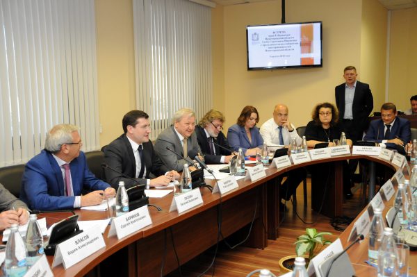 Глеб Никитин: «Подход к ограничению движения грузового транспорта в весеннее время должен быть более гибким»