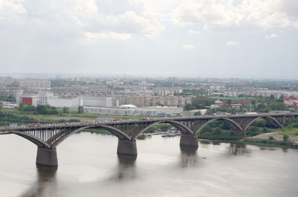 Мужчина утонул в Оке под Мызинским мостом в Нижнем Новгороде