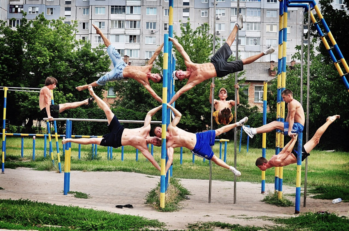 Спортивную площадку для воркаутеров открыли в Дзержинске | Нижегородская  правда