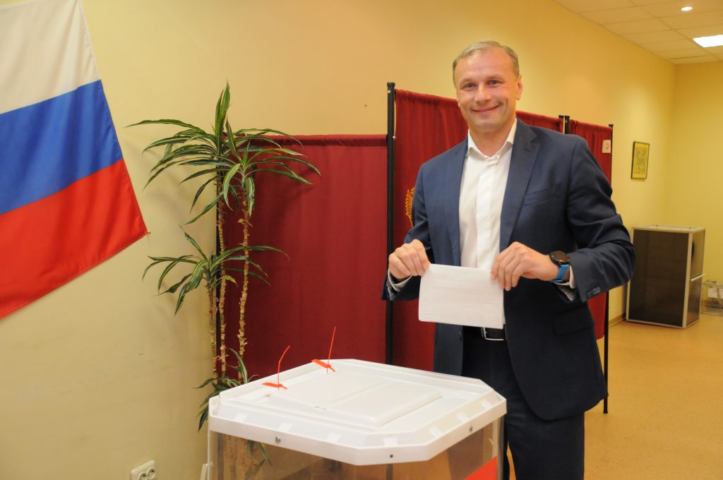 Кандидаты в депутаты Госдумы от Нижегородской области проголосовали на своих участках