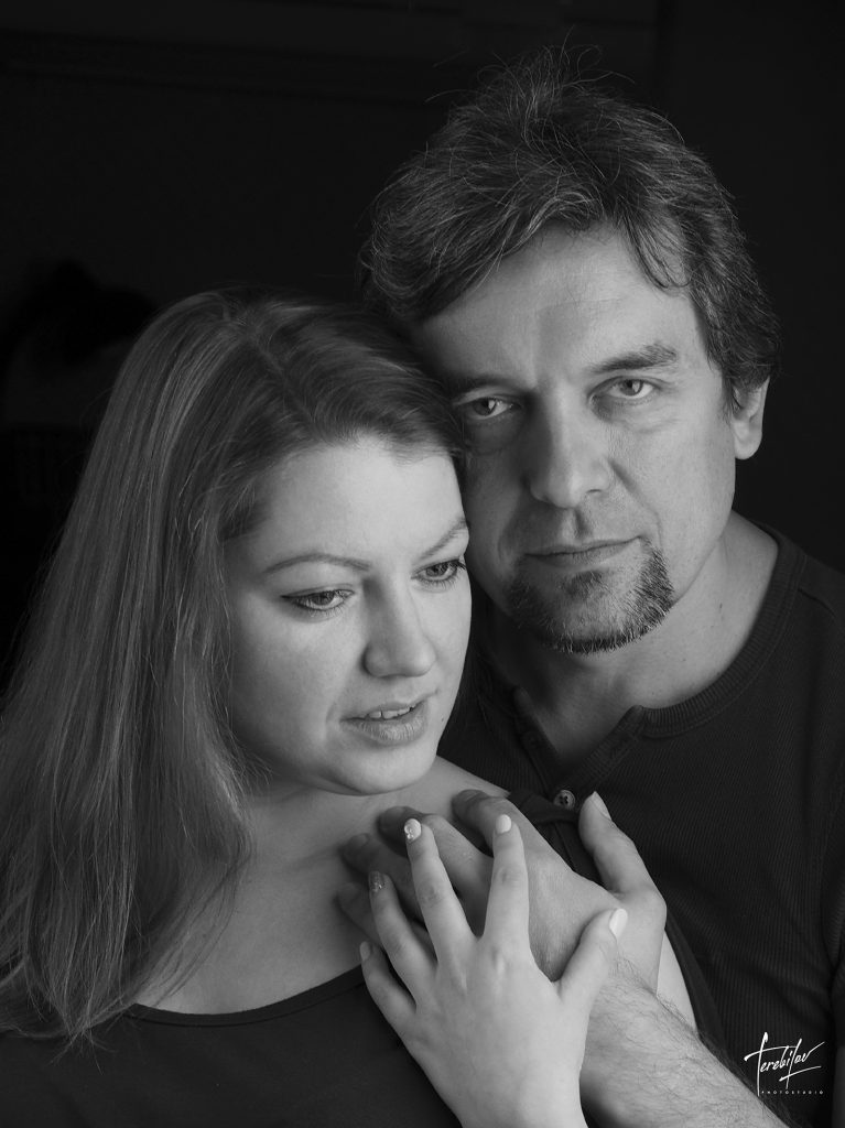 Александр Яковлев и жена Татьяна Лабудь - музыкант