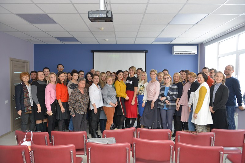 Нижегородцев научили работать в социальных сетях