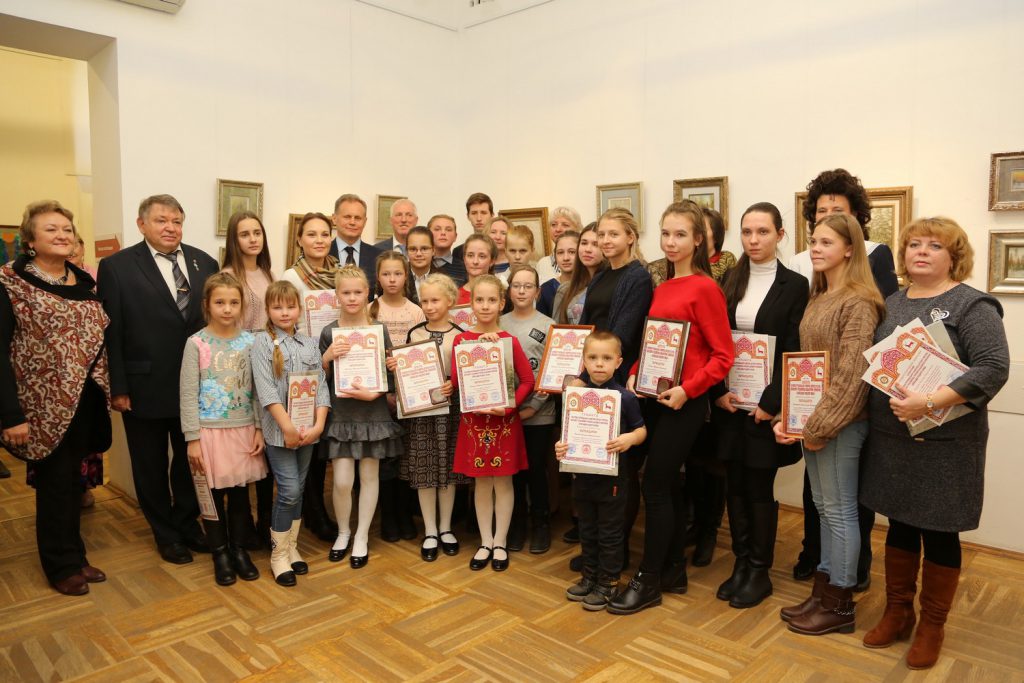 Финалистов регионального конкурса детского рисунка «Пейзажи родного края» наградили в Нижнем Новгороде