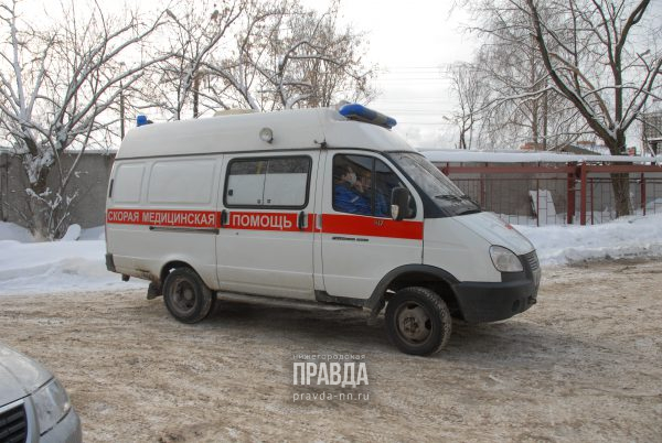 Скорая помощь не смогла проехать к дому больного в Шатковском районе из-за нечищеной дороги