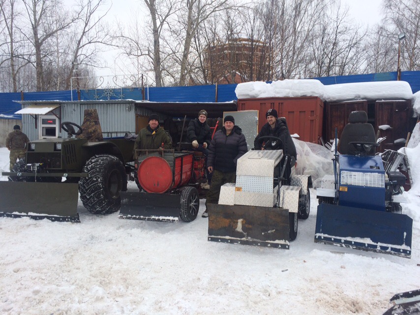 Чудо в технике. Нижегородские самоучки собирают мини-тракторы для уборки снега (ВИДЕО)