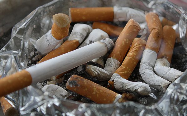 Правда или ложь: некурящим сотрудникам повысят зарплату