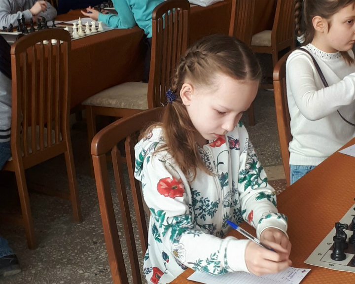 Юная нижегородка выиграла серебро на Кубке Победы по шахматам
