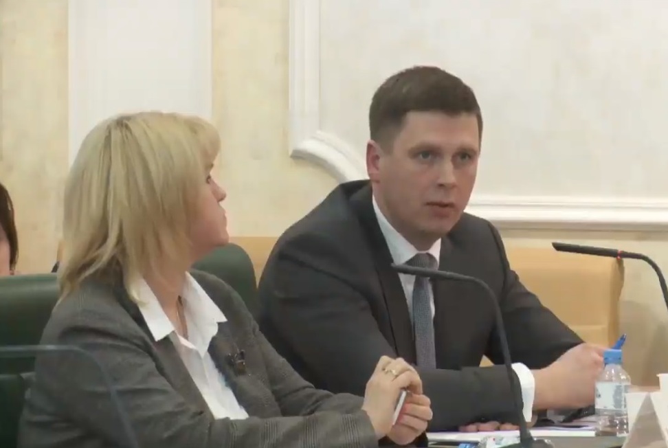 Заместитель губернатора Нижегородской области Андрей Гнеушев выступил на встрече членов Совета Федерации