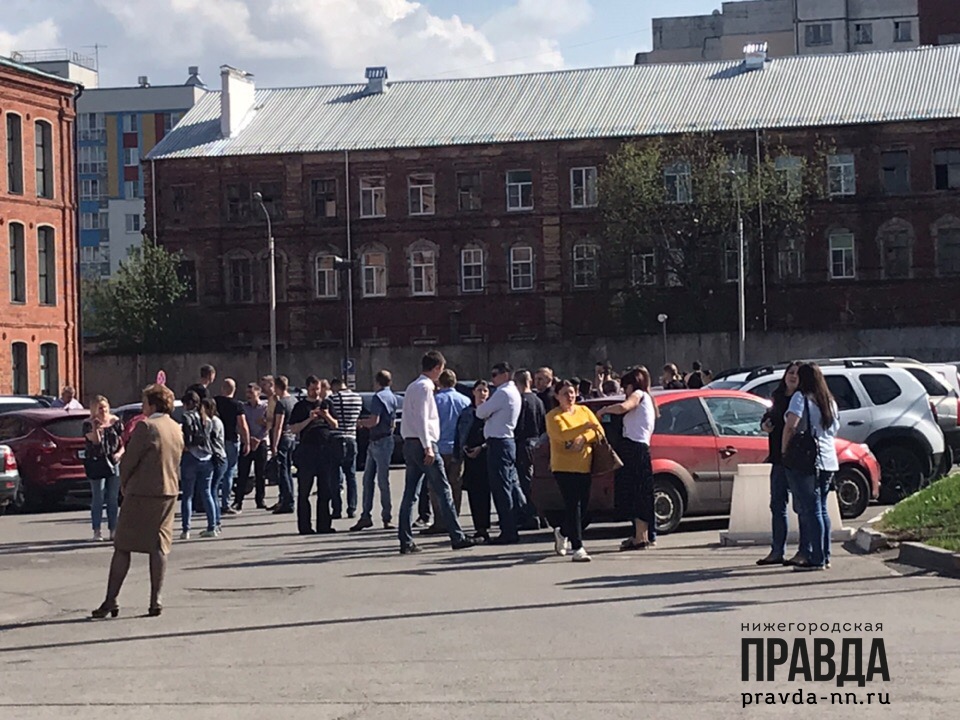 В Нижнем Новгороде продолжается эвакуация торговых и бизнес-центров (ДОПОЛНЕНО от 16:38)