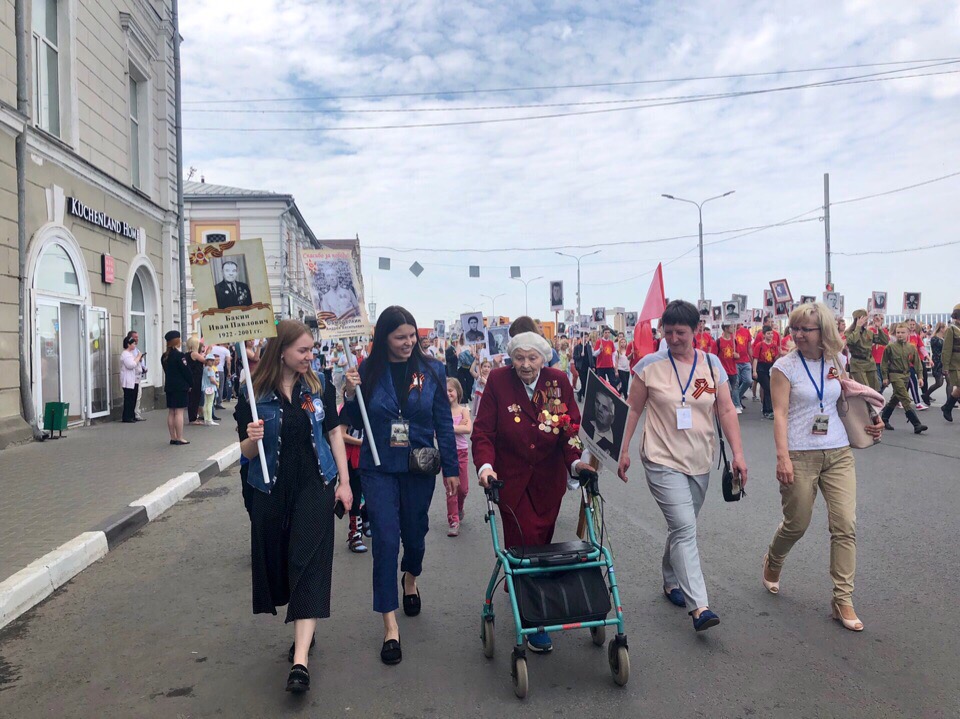 Нижегородские «Волонтеры Победы» рассказали о своей работе на праздновании 9 мая