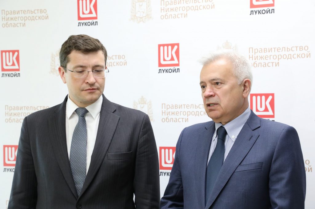 Глеб Никитин обсудил с Вагитом Алекперовым перспективы сотрудничества по созданию НОЦ