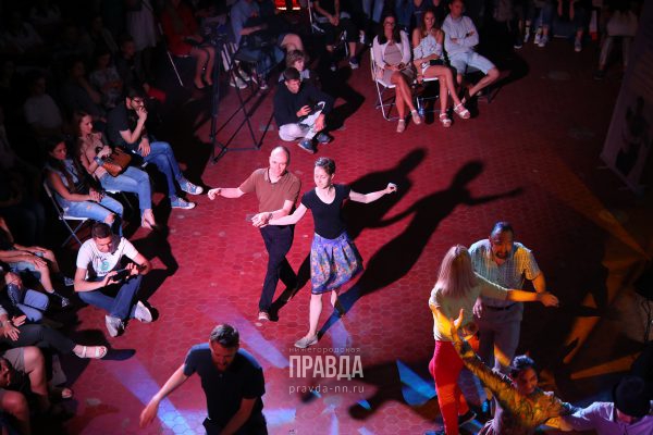 Маршрут выходного дня: Гарик Мартиросян и «Демовечеринка»