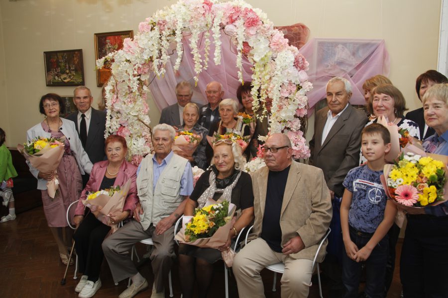 Восемь пар нижегородцев, прожившие вместе более 50 лет, поделились секретами семейного счастья