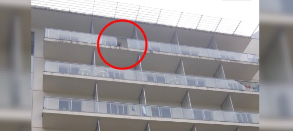 Маленькая девочка из Нижнего Новгорода упала с 8‑го этажа отеля в Сочи