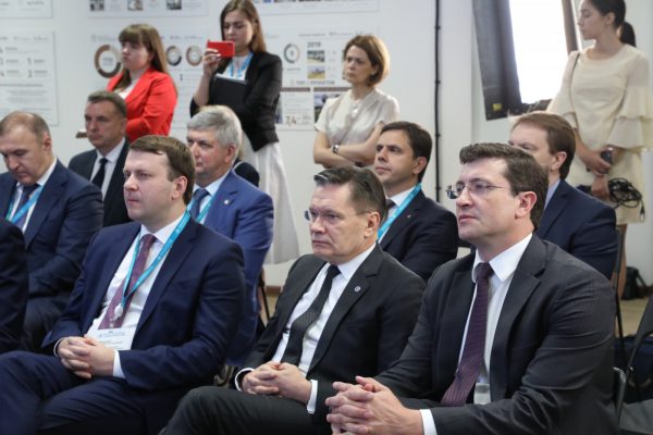 «275 проектов по повышению эффективности предоставления госуслуг реализуется в Нижегородской области», — Глеб Никитин