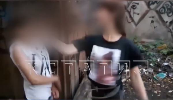 Юную нижегородку, избившую 14-летнюю девочку-инвалида, привлекут к уголовной ответственности