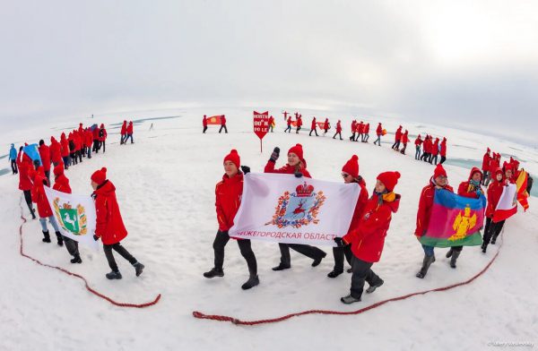 Нижегородские школьники покорили Северный полюс: 10 ярких кадров из экспедиции