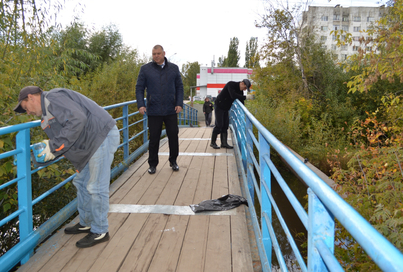 Шесть пешеходных мостов отремонтируют в Московском районе