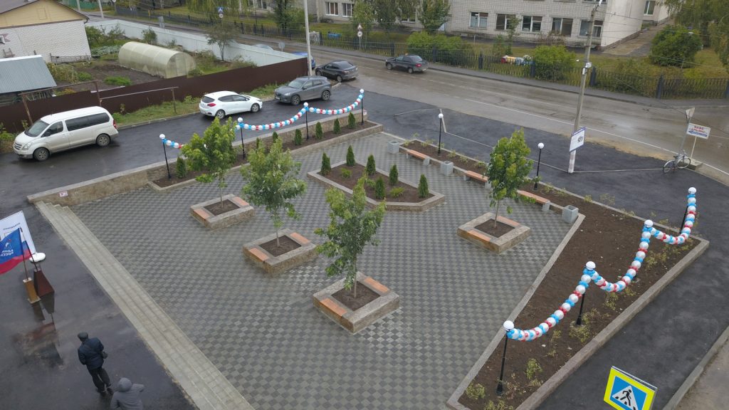Площадь в Навашине благоустроили в рамках национального проекта «Жилье и городская среда»