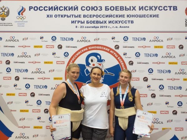 Нижегородки завоевали золото и бронзу на всероссийских юношеских соревнованиях по сумо