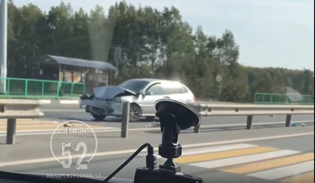 Водитель иномарки сбил двух пешеходов в Нижегородской области