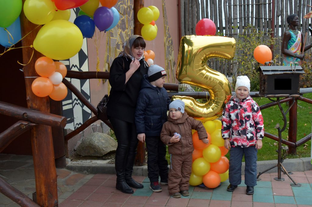 День рождения в зоопарке. День рождения зоопарка. День рождения в зоопарке фото.