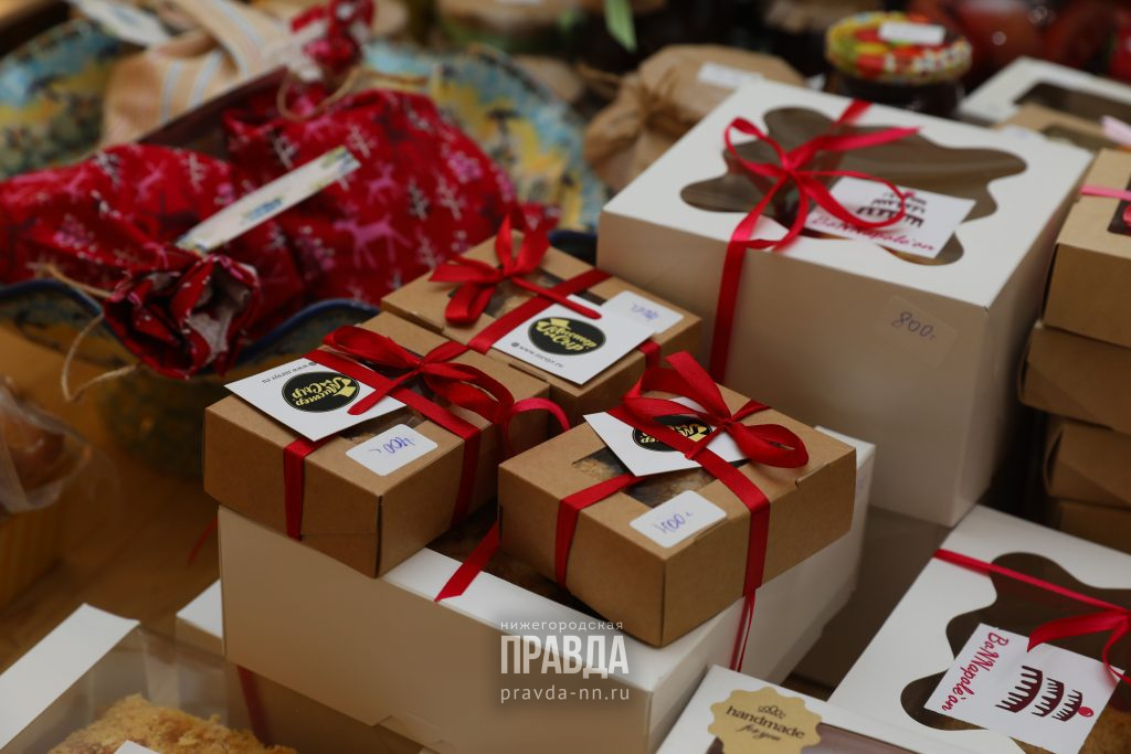 Сладкие подарки для детей закупят к Новому году за 61,3 млн рублей в Нижнем Новгороде