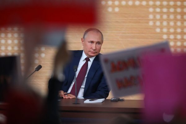 День рядом с Путиным: как журналисты «Нижегородской правды» пытались спросить президента о судьбе нижегородского метро
