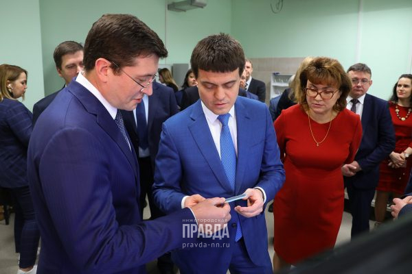 Михаилу Котюкову и&nbsp;Глебу Никитину представили «Киберсердце» и&nbsp;нижегородский экзоскелет